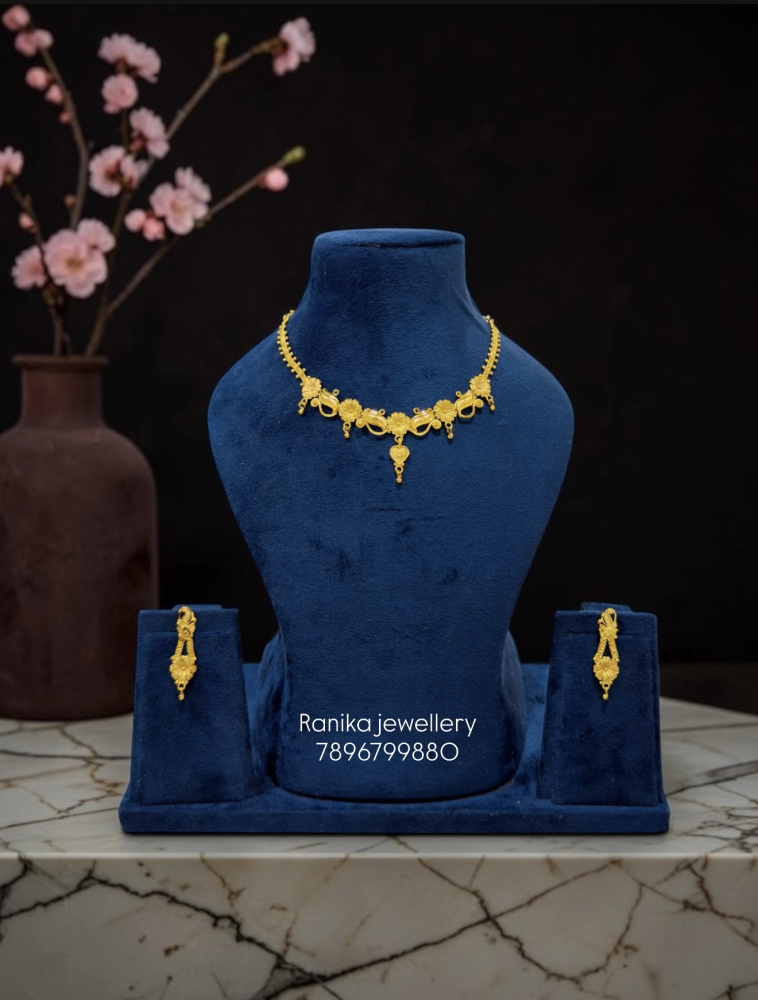 Necklace set