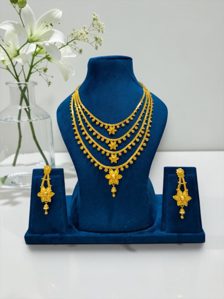Necklace set