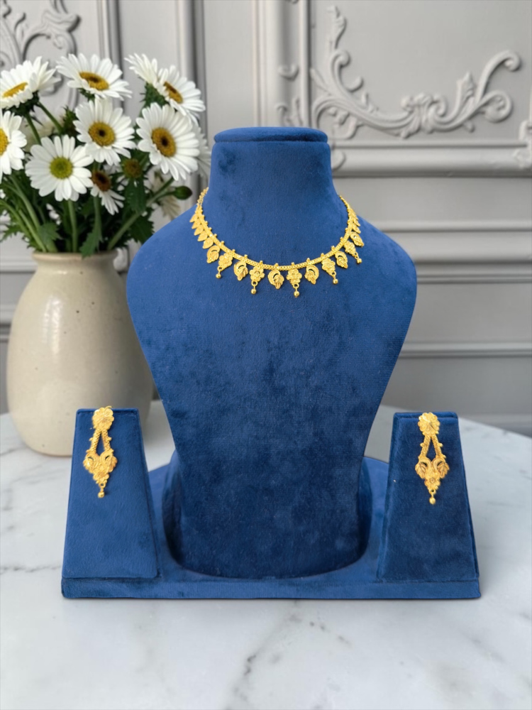 Necklace set