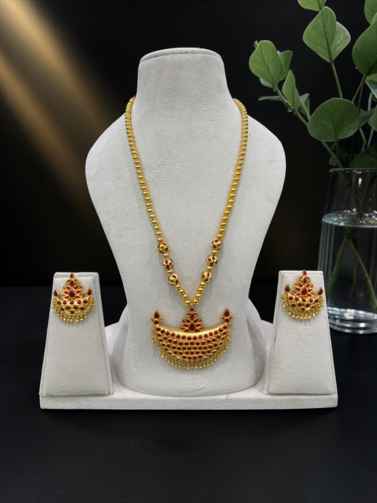 Assamese jewellery (Red)