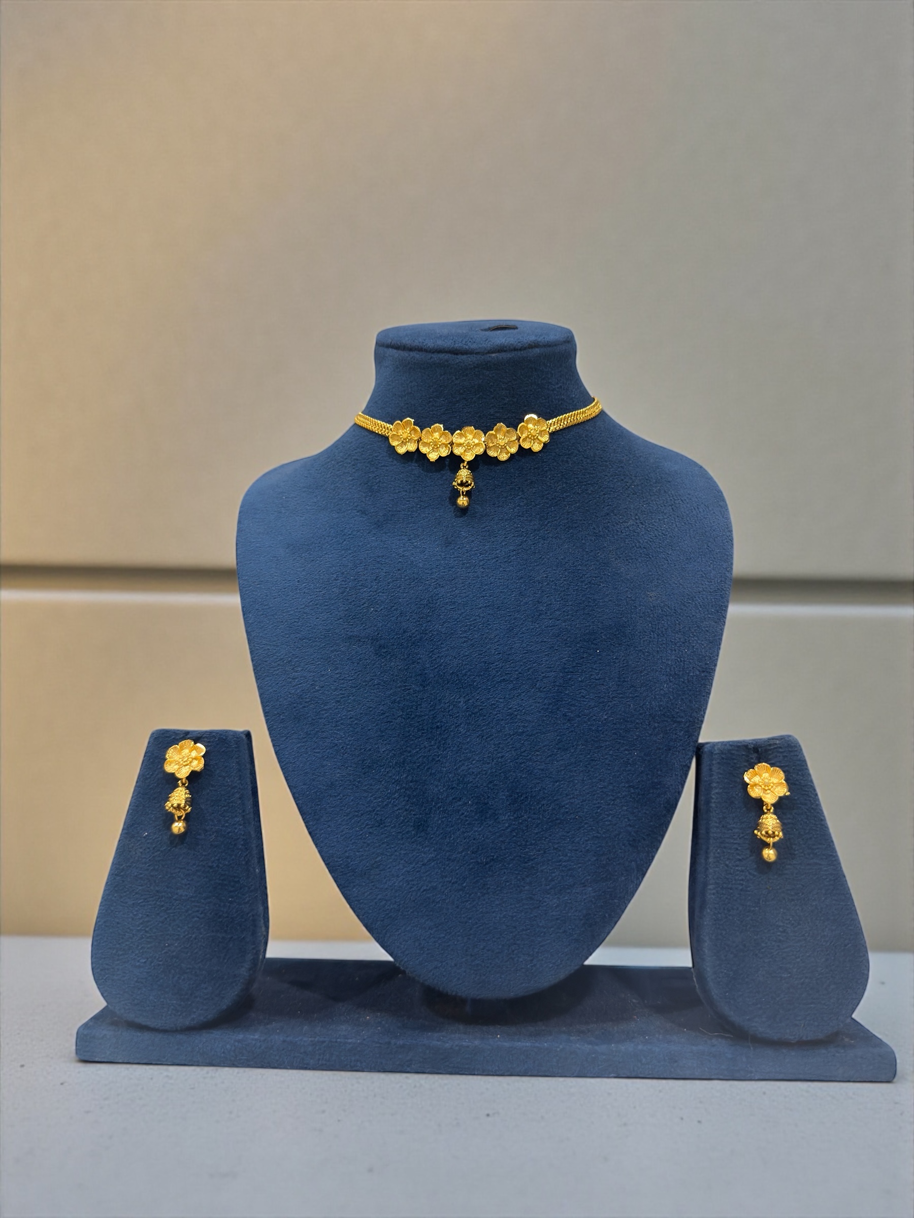 Necklace set