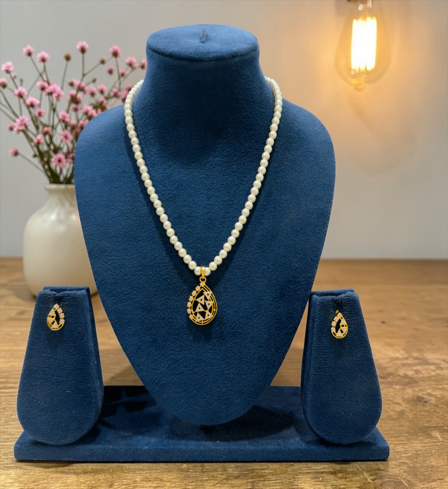 Pearl set