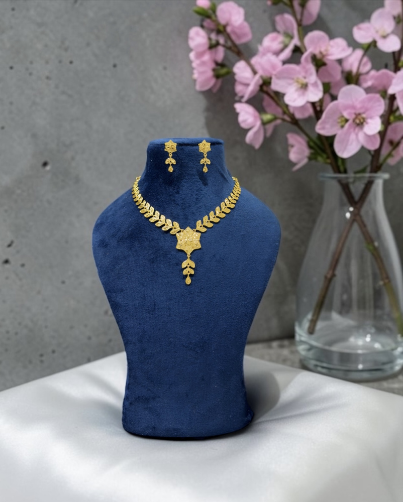 Necklace set (no warranty)