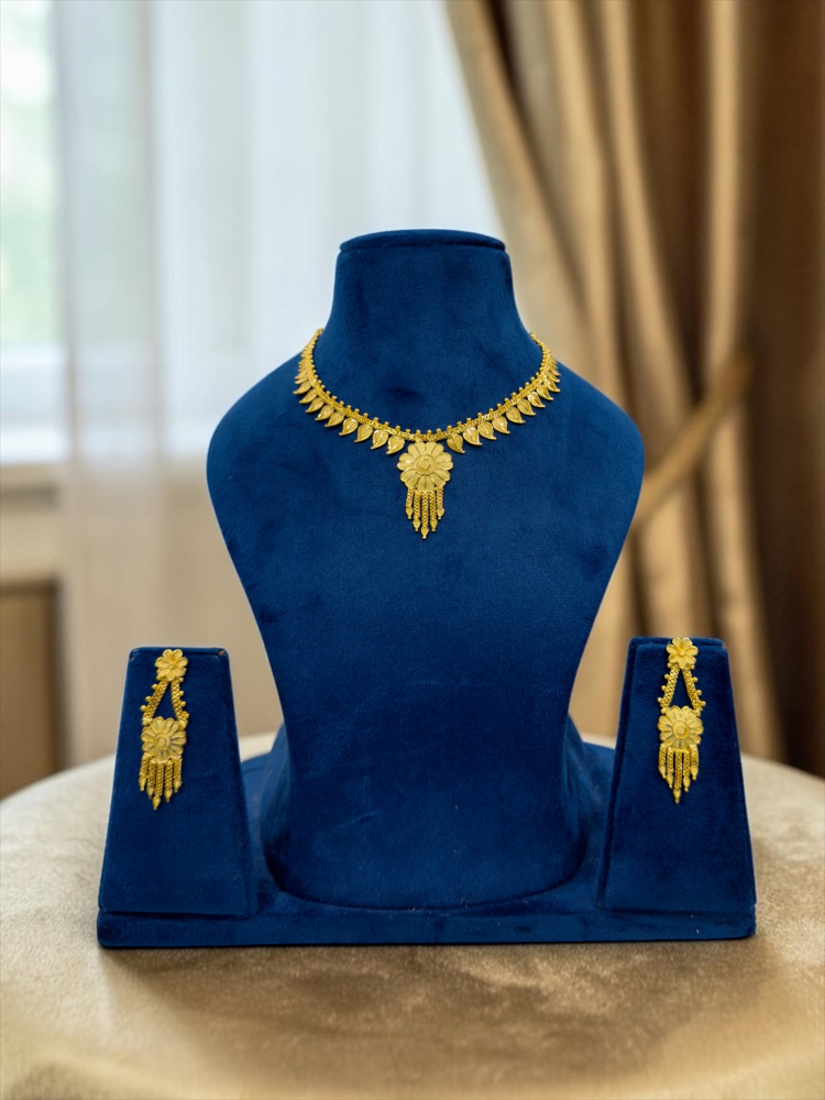 Necklace set