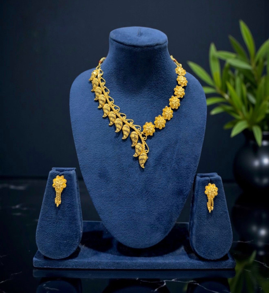 Necklace sets